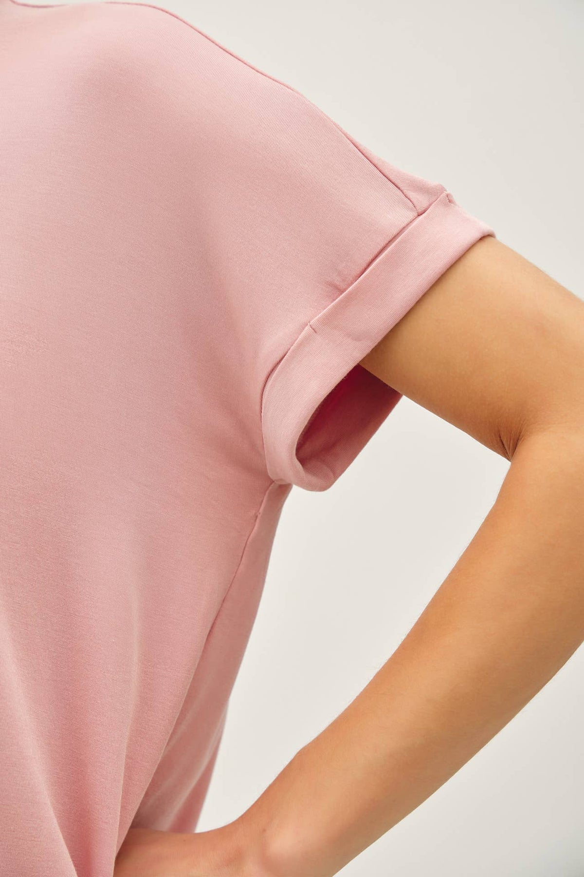 Be Cool LIGHTWEIGHT MODAL BASIC FLOWY TEE