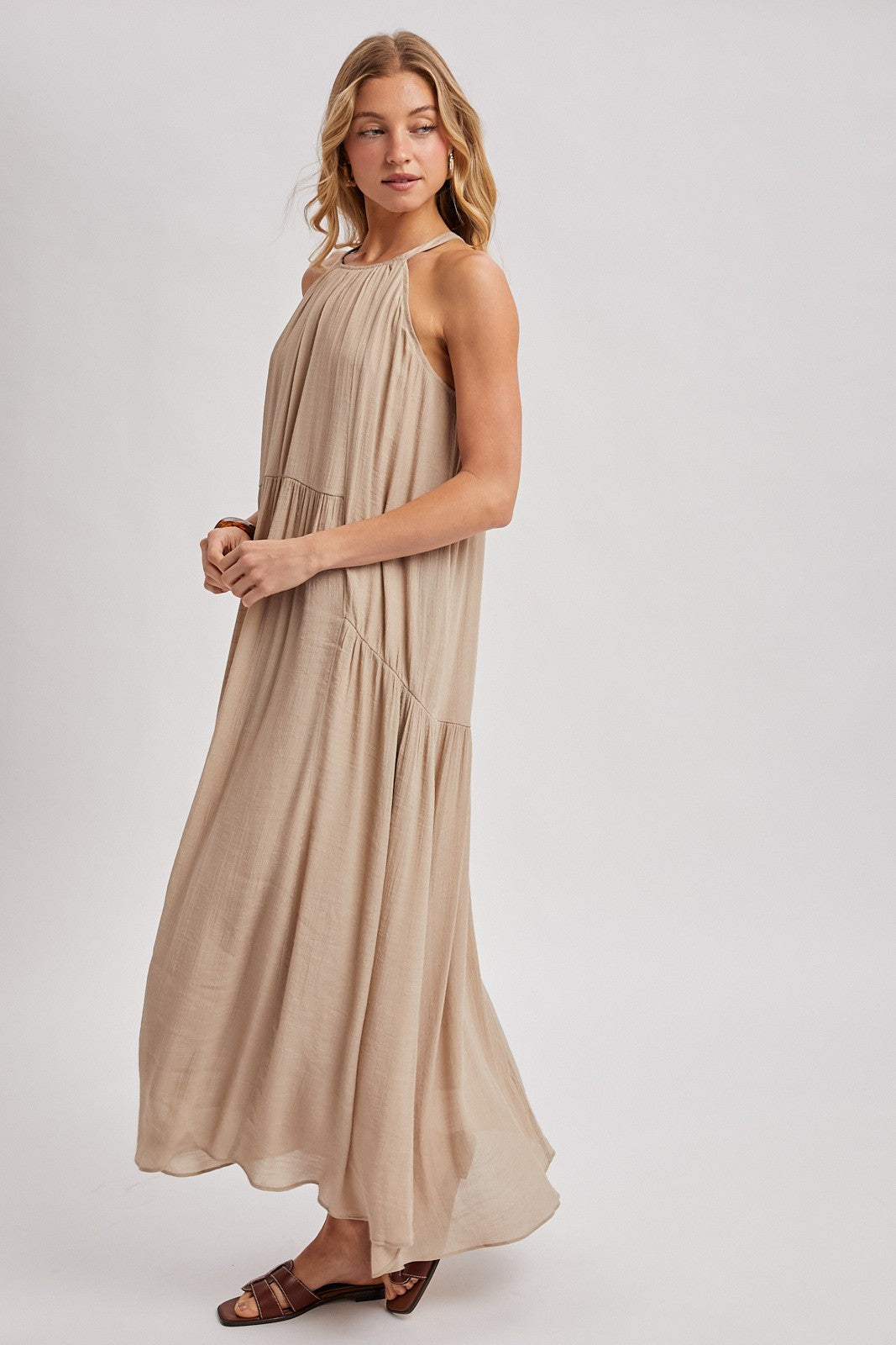 BluIvy Halter Neck Flowy Maxi Dress