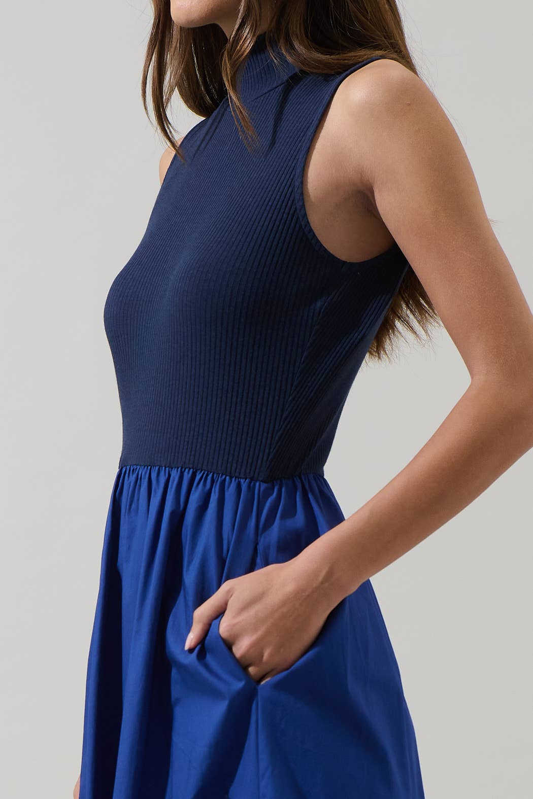 Sugarlips Grady Sleeveless Midi Dress: Navy