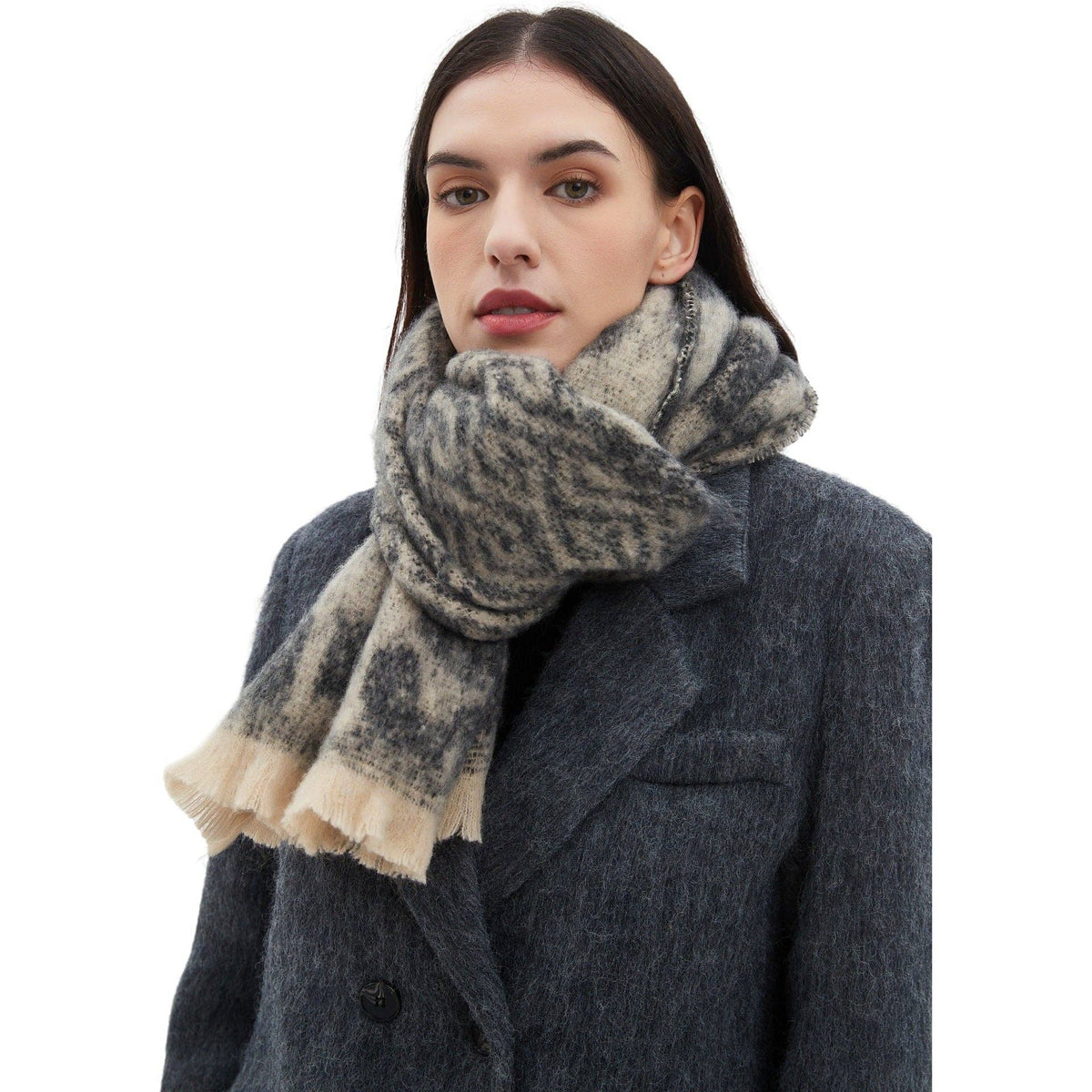 Short Tassel Jacquard Pattern Scarf Shawl