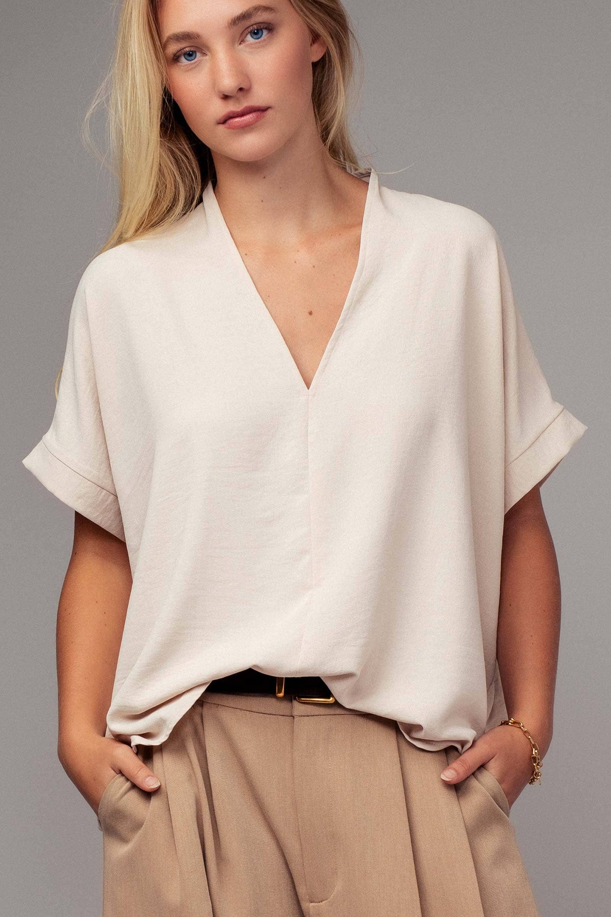 Breezy Airflow V-Neck Top-SS