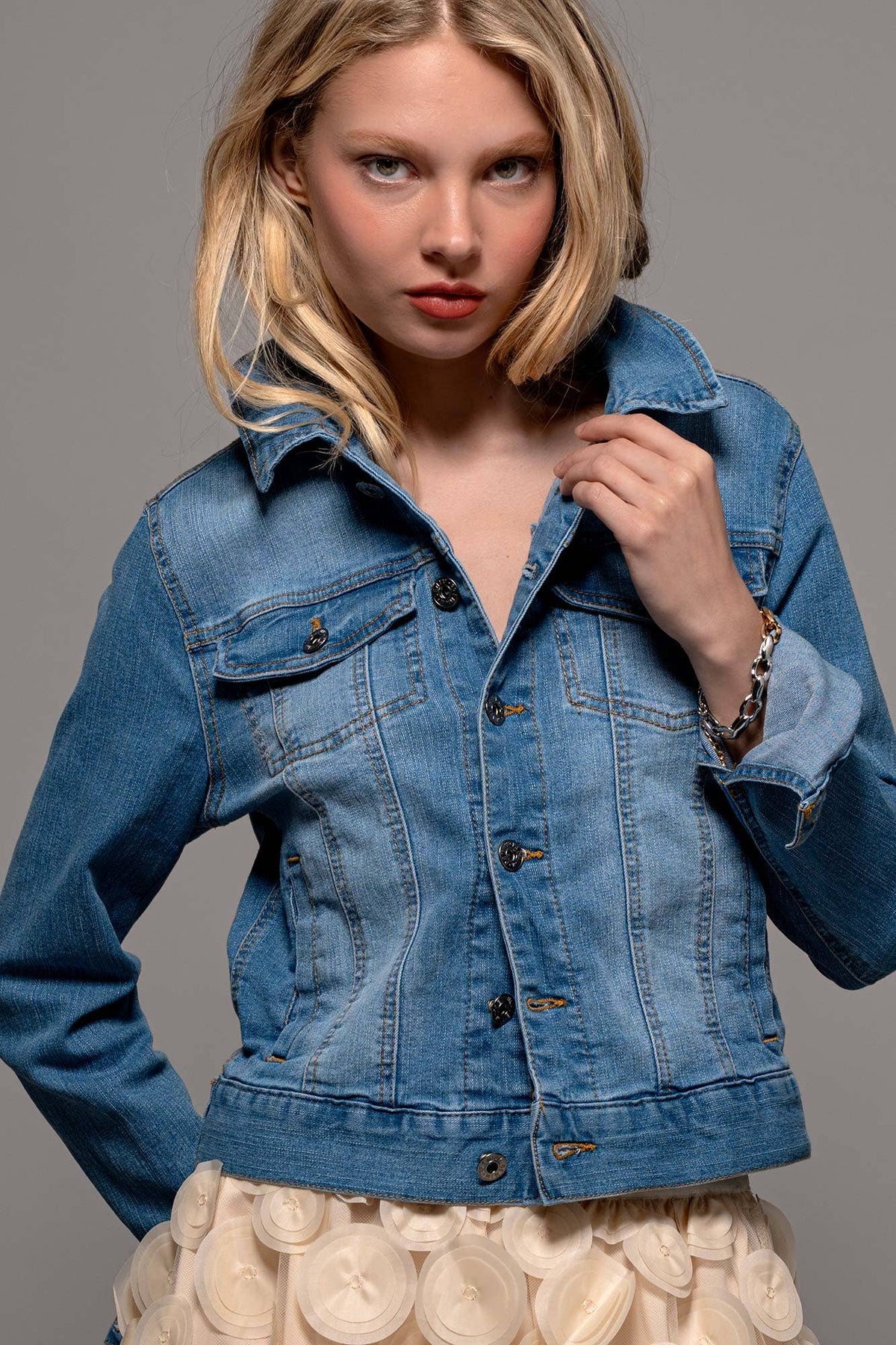 Urban Daizy Classic Denim Trucker Jacket