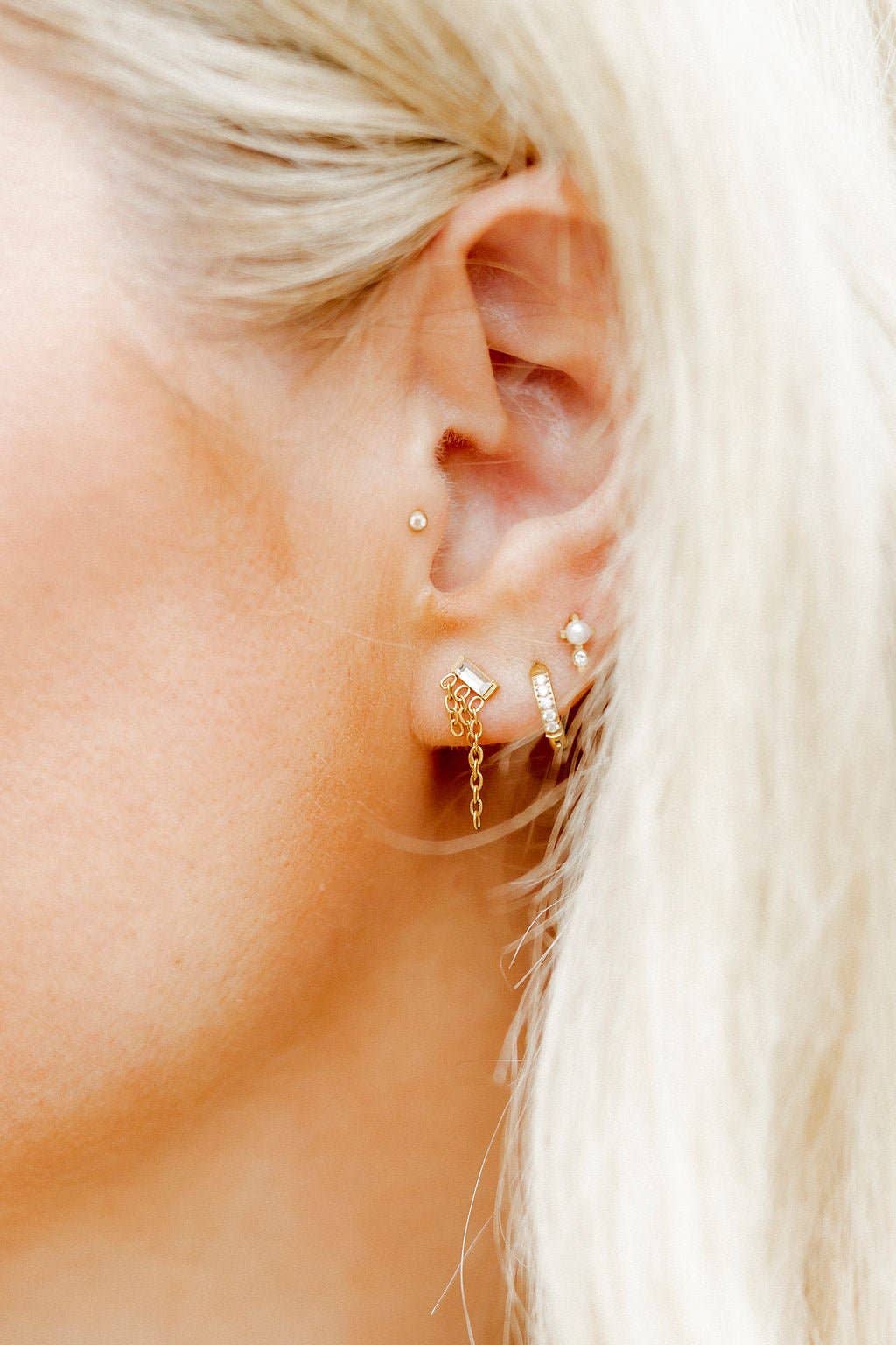 Huggie Earrings - Scarlett Hoop Gold 8mm CZ