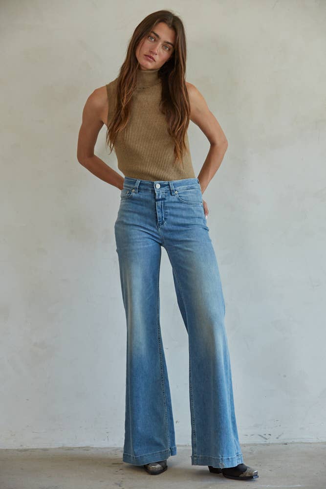 W1574 | Knit Turtleneck Sleeveless Pullover Top